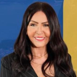 Shirley Carvalhaes